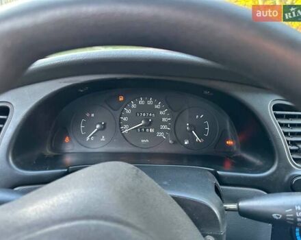 ЗАЗ Сенс 2008 в Шполе на Automoto.ua Красный ЗАЗ Сенс, объемом двигателя 1.3 л и пробегом 178 тыс. км за 1300 $, фото 2 на Automoto.ua