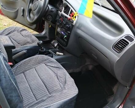 Красный ЗАЗ Сенс, объемом двигателя 1.3 л и пробегом 65 тыс. км за 2500 $, фото 6 на Automoto.ua