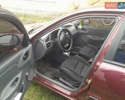 Красный ЗАЗ Сенс, объемом двигателя 1.3 л и пробегом 42 тыс. км за 3100 $, фото 3 на Automoto.ua
