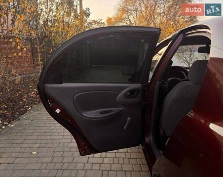 Красный ЗАЗ Сенс, объемом двигателя 1.3 л и пробегом 99 тыс. км за 2100 $, фото 11 на Automoto.ua