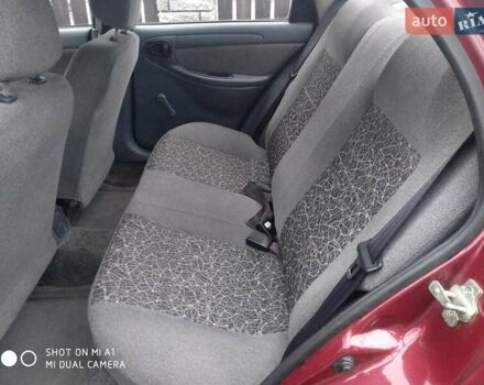 Красный ЗАЗ Сенс, объемом двигателя 1.3 л и пробегом 163 тыс. км за 1800 $, фото 1 на Automoto.ua