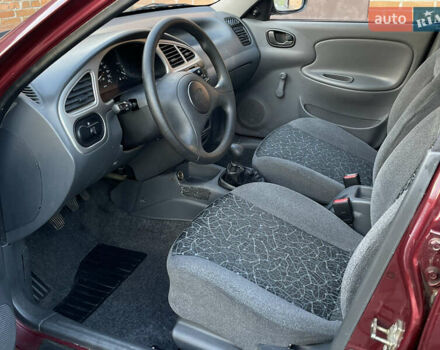 Червоний ЗАЗ Sens, об'ємом двигуна 1.3 л та пробігом 30 тис. км за 3450 $, фото 9 на Automoto.ua