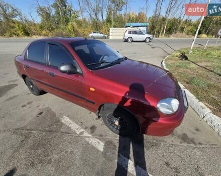 Красный ЗАЗ Сенс, объемом двигателя 1.3 л и пробегом 65 тыс. км за 3000 $, фото 1 на Automoto.ua