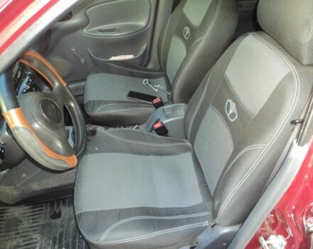 ЗАЗ Сенс 2012 в Никополе на Automoto.ua Красный ЗАЗ Сенс, объемом двигателя 1.3 л и пробегом 183 тыс. км за 2200 $, фото 7 на Automoto.ua