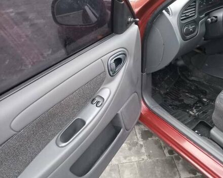 Красный ЗАЗ Сенс, объемом двигателя 1.3 л и пробегом 156 тыс. км за 2500 $, фото 6 на Automoto.ua