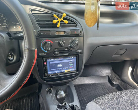 Червоний ЗАЗ Sens, об'ємом двигуна 1.3 л та пробігом 96 тис. км за 1800 $, фото 8 на Automoto.ua