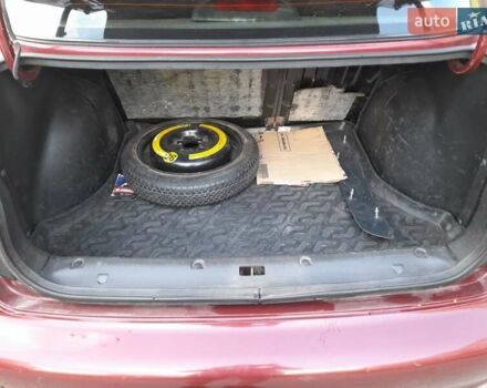 Красный ЗАЗ Сенс, объемом двигателя 1.3 л и пробегом 152 тыс. км за 2400 $, фото 4 на Automoto.ua