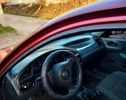 Червоний ЗАЗ Sens, об'ємом двигуна 1.3 л та пробігом 0 тис. км за 1000 $, фото 4 на Automoto.ua