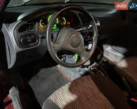 Красный ЗАЗ Сенс, объемом двигателя 1.3 л и пробегом 81 тыс. км за 2400 $, фото 7 на Automoto.ua