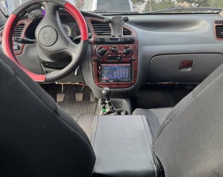 Красный ЗАЗ Сенс, объемом двигателя 1.3 л и пробегом 167 тыс. км за 2999 $, фото 5 на Automoto.ua