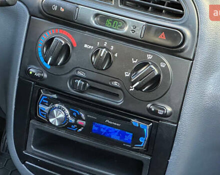 Червоний ЗАЗ Sens, об'ємом двигуна 1.3 л та пробігом 1 тис. км за 3600 $, фото 9 на Automoto.ua