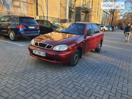 ЗАЗ Sens 2004 у Запоріжжя на Automoto.ua Червоний ЗАЗ Sens, об'ємом двигуна 1.3 л та пробігом 115 тис. км за 3800 $, фото 1 на Automoto.ua
