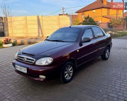 Красный ЗАЗ Сенс, объемом двигателя 1.3 л и пробегом 99 тыс. км за 2100 $, фото 1 на Automoto.ua