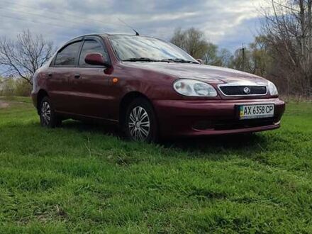 Красный ЗАЗ Сенс, объемом двигателя 1.3 л и пробегом 121 тыс. км за 2800 $, фото 1 на Automoto.ua