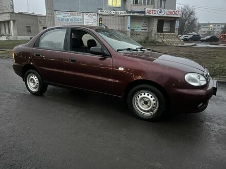 Червоний ЗАЗ Sens, об'ємом двигуна 1.3 л та пробігом 150 тис. км за 4000 $, фото 1 на Automoto.ua