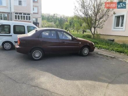 ЗАЗ Sens 2013 у Вінниці на Automoto.ua Червоний ЗАЗ Sens, об'ємом двигуна 1.3 л та пробігом 123 тис. км за 2000 $, фото 1 на Automoto.ua