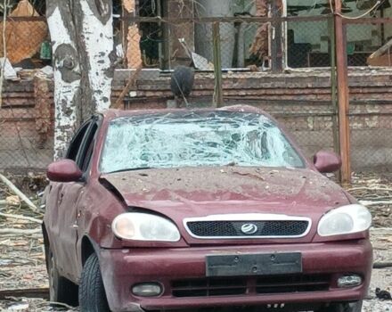 Красный ЗАЗ Сенс, объемом двигателя 1.3 л и пробегом 170 тыс. км за 500 $, фото 1 на Automoto.ua