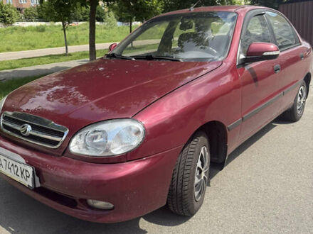 ЗАЗ Sens 2015 у Києві на Automoto.ua Червоний ЗАЗ Sens, об'ємом двигуна 1.3 л та пробігом 59 тис. км за 3500 $, фото 1 на Automoto.ua