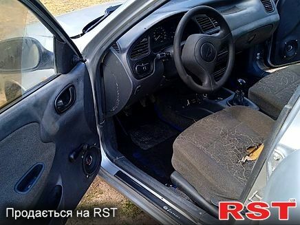 ЗАЗ Сенс, объемом двигателя 1.3 л и пробегом 300 тыс. км за 1120 $, фото 4 на Automoto.ua