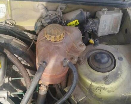 Жовтий ЗАЗ Sens, об'ємом двигуна 1.3 л та пробігом 330 тис. км за 1850 $, фото 14 на Automoto.ua