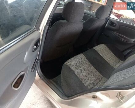 Жовтий ЗАЗ Sens, об'ємом двигуна 1.3 л та пробігом 185 тис. км за 1900 $, фото 4 на Automoto.ua