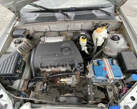 Сірий ЗАЗ Sens, об'ємом двигуна 1.3 л та пробігом 300 тис. км за 1350 $, фото 6 на Automoto.ua