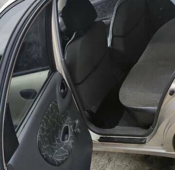 Серый ЗАЗ Сенс, объемом двигателя 1.3 л и пробегом 215 тыс. км за 2000 $, фото 3 на Automoto.ua