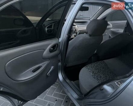 Сірий ЗАЗ Sens, об'ємом двигуна 1.3 л та пробігом 118 тис. км за 2100 $, фото 4 на Automoto.ua