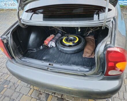 Сірий ЗАЗ Sens, об'ємом двигуна 1.3 л та пробігом 136 тис. км за 1500 $, фото 3 на Automoto.ua