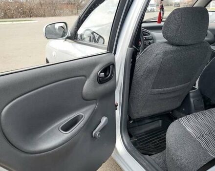 Сірий ЗАЗ Sens, об'ємом двигуна 1.3 л та пробігом 20 тис. км за 3500 $, фото 6 на Automoto.ua