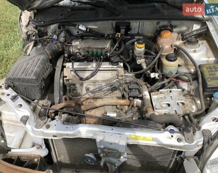 Сірий ЗАЗ Sens, об'ємом двигуна 1.3 л та пробігом 100 тис. км за 950 $, фото 10 на Automoto.ua