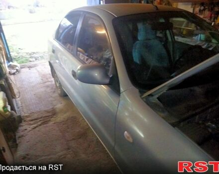 Сірий ЗАЗ Sens, об'ємом двигуна 1.3 л та пробігом 50 тис. км за 3500 $, фото 4 на Automoto.ua