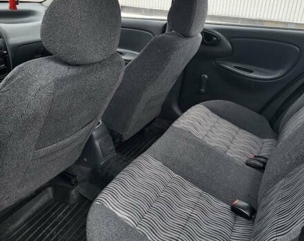 Сірий ЗАЗ Sens, об'ємом двигуна 1.3 л та пробігом 20 тис. км за 3500 $, фото 4 на Automoto.ua