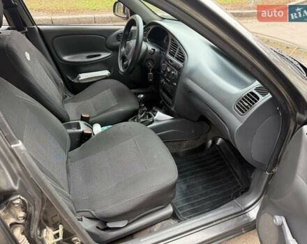 Сірий ЗАЗ Sens, об'ємом двигуна 1.3 л та пробігом 300 тис. км за 1900 $, фото 8 на Automoto.ua