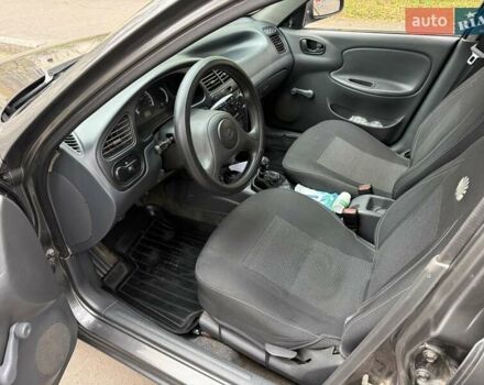 Сірий ЗАЗ Sens, об'ємом двигуна 1.3 л та пробігом 300 тис. км за 1900 $, фото 6 на Automoto.ua