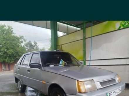 ЗАЗ Сенс 1999 в Днепре (Днепропетровске) на Automoto.ua Серый ЗАЗ Сенс, объемом двигателя 1 л и пробегом 250 тыс. км за 453 $, фото 1 на Automoto.ua