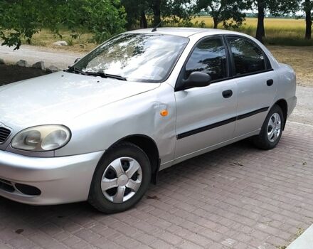 Сірий ЗАЗ Sens, об'ємом двигуна 1.3 л та пробігом 177 тис. км за 1921 $, фото 1 на Automoto.ua
