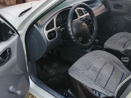 Сірий ЗАЗ Sens, об'ємом двигуна 1.3 л та пробігом 84 тис. км за 3200 $, фото 1 на Automoto.ua