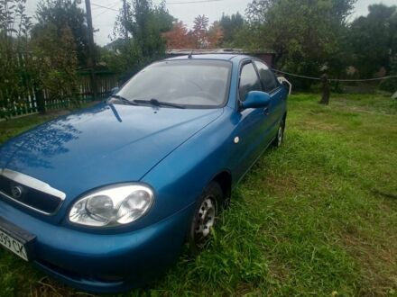 ЗАЗ Sens 2013 у Києві на Automoto.ua Синій ЗАЗ Sens, об'ємом двигуна 1.3 л та пробігом 68 тис. км за 1900 $, фото 1 на Automoto.ua