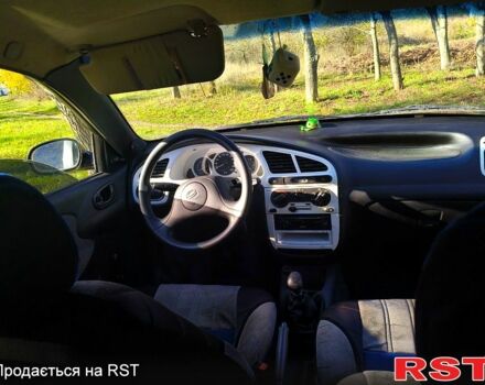 Зелений ЗАЗ Sens, об'ємом двигуна 1.3 л та пробігом 200 тис. км за 1800 $, фото 5 на Automoto.ua