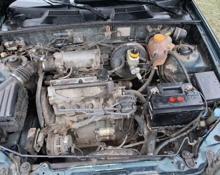 Зелений ЗАЗ Sens, об'ємом двигуна 1.3 л та пробігом 200 тис. км за 1000 $, фото 5 на Automoto.ua