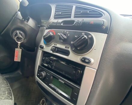 Зеленый ЗАЗ Сенс, объемом двигателя 1.3 л и пробегом 215 тыс. км за 2300 $, фото 5 на Automoto.ua