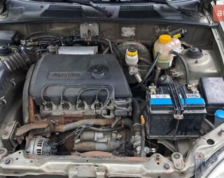 Зеленый ЗАЗ Сенс, объемом двигателя 1.3 л и пробегом 130 тыс. км за 1800 $, фото 3 на Automoto.ua