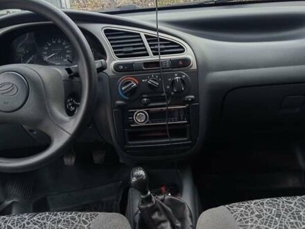 Зеленый ЗАЗ Сенс, объемом двигателя 1.3 л и пробегом 77 тыс. км за 3000 $, фото 1 на Automoto.ua