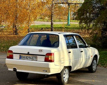 Білий ЗАЗ Славута, об'ємом двигуна 1.2 л та пробігом 93 тис. км за 1250 $, фото 3 на Automoto.ua