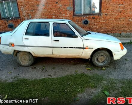 Белый ЗАЗ Славута, объемом двигателя 1.2 л и пробегом 180 тыс. км за 600 $, фото 4 на Automoto.ua