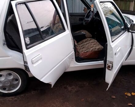 Белый ЗАЗ Славута, объемом двигателя 1.2 л и пробегом 0 тыс. км за 1100 $, фото 5 на Automoto.ua