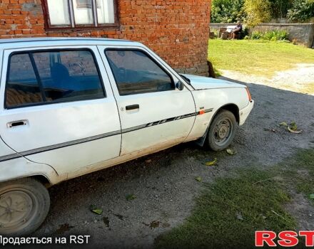 Белый ЗАЗ Славута, объемом двигателя 1.2 л и пробегом 180 тыс. км за 600 $, фото 3 на Automoto.ua