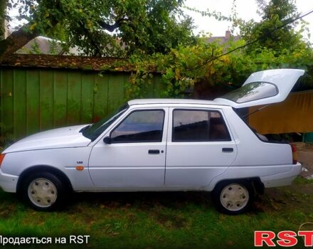 Белый ЗАЗ Славута, объемом двигателя 1.3 л и пробегом 69 тыс. км за 850 $, фото 1 на Automoto.ua