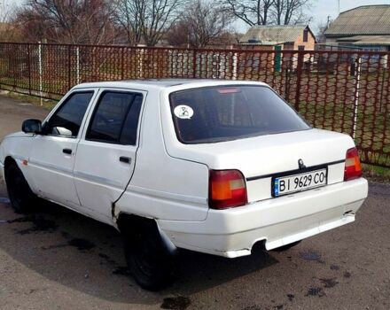 Белый ЗАЗ Славута, объемом двигателя 1.2 л и пробегом 221 тыс. км за 710 $, фото 2 на Automoto.ua